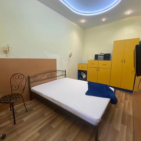Aleksandr Apartment Odesa Exterior photo